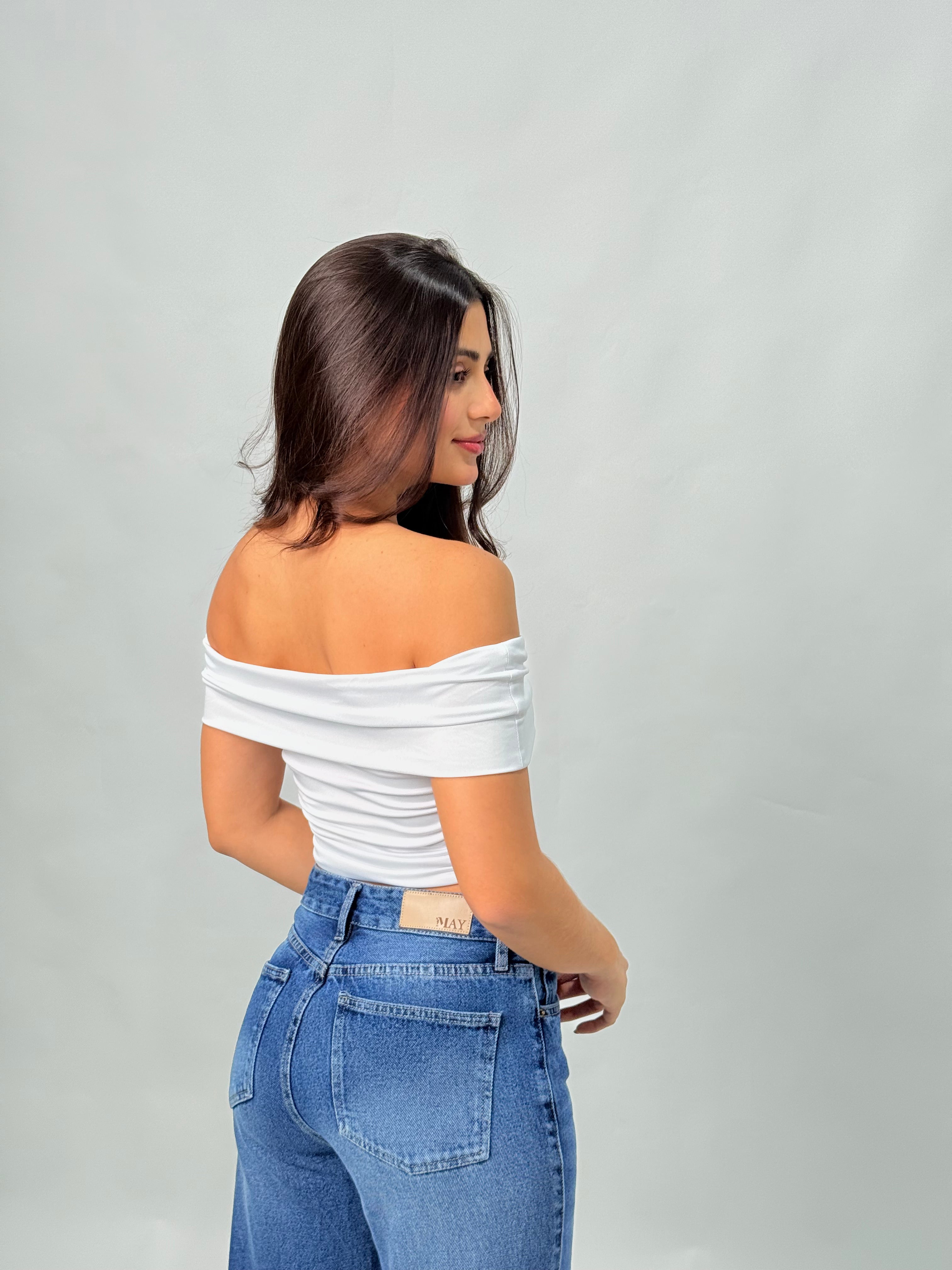 BASICA CUELLO BANDEJA